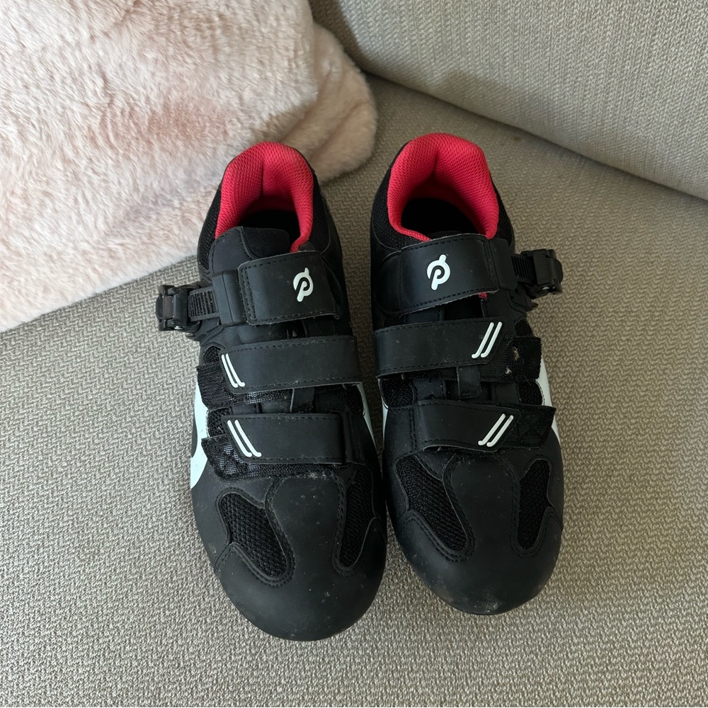 Peloton Size 40 (Women’s 9.5) Shoes